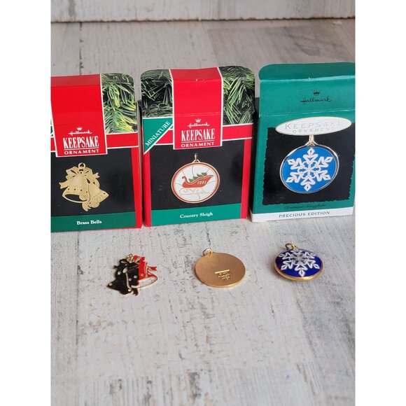 Hallmark miniature snowflake sleigh bells ornament Xmas set - Picture 6 of 6